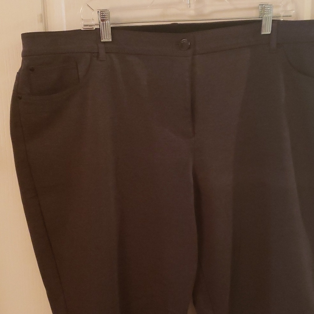 Chico's So Slimming grey pant - Picture 5 of 7